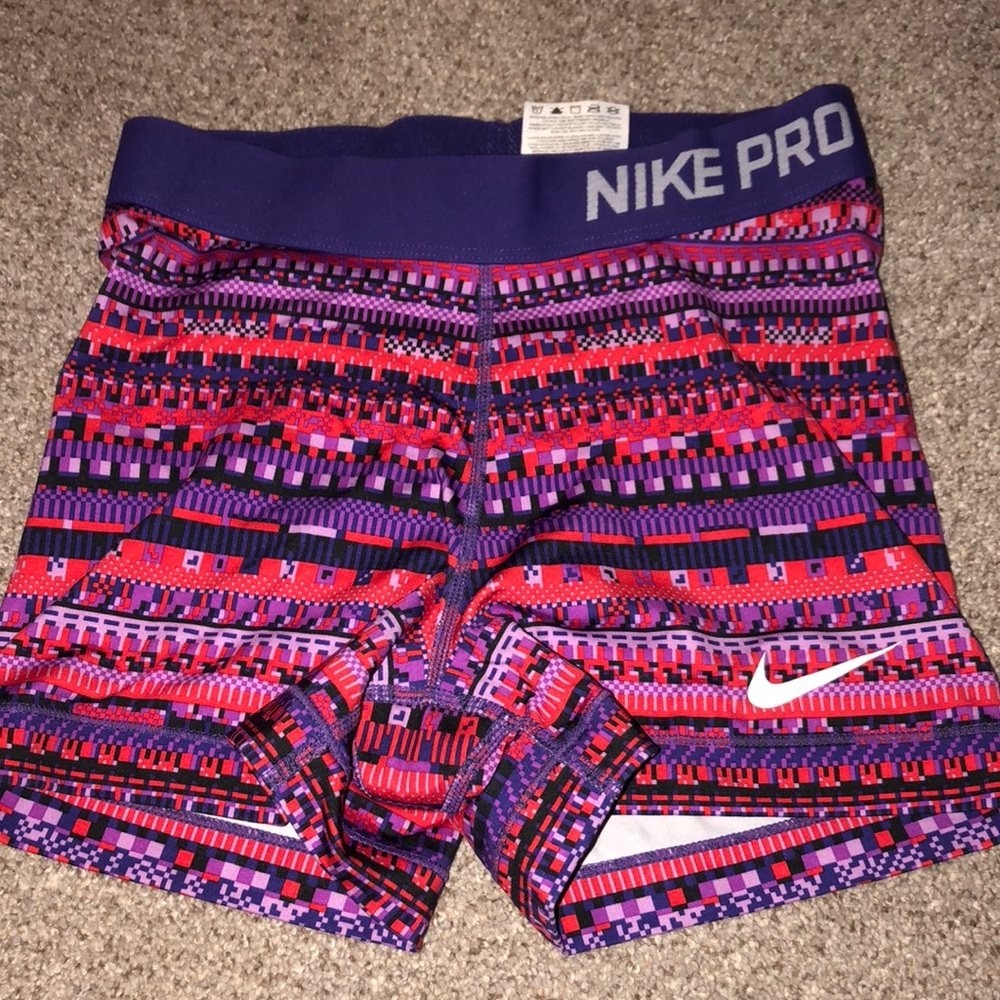 TRIBAL NIKE PROS